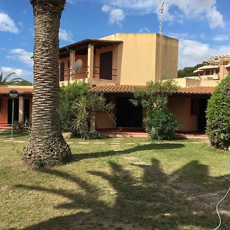 Сasa de vacaciones Le Palmette Monte Nai